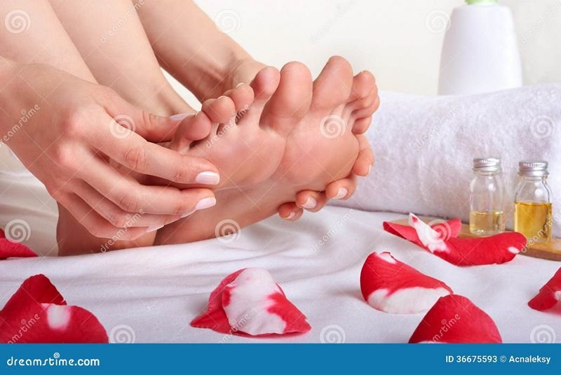 The Perfect Present: Why Gift Cards for Massage Make Great Offers The Perfect Present: Why Gift Cards for Massage Make Great Offers